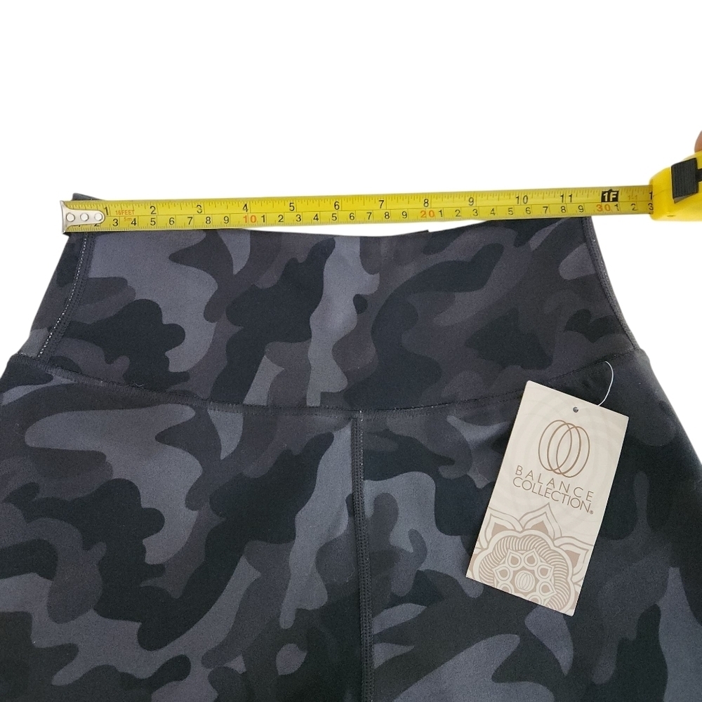 BALANCE COLLECTION Camo Print High-Waisted Leggings size m (NWT) - Picture 10 of 12